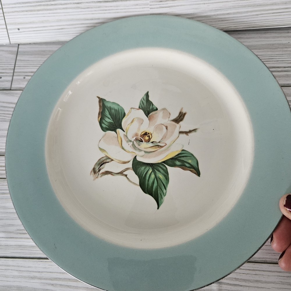 Elegant Floral Dinner Plate with Green Rim
